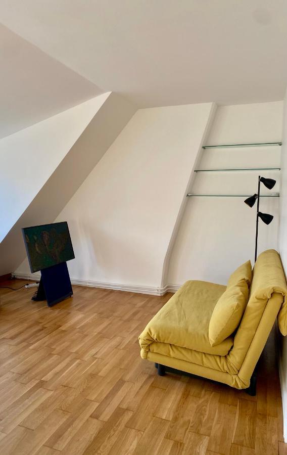 Upscale 80M2 2 Bedroom Apartment Near Champs Elysees París Exterior foto