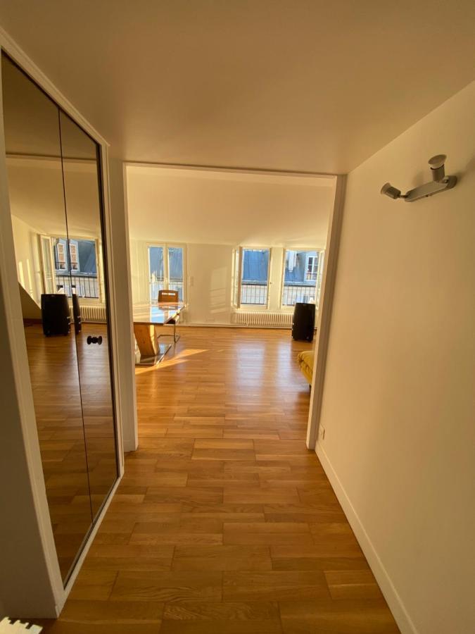Upscale 80M2 2 Bedroom Apartment Near Champs Elysees París Exterior foto